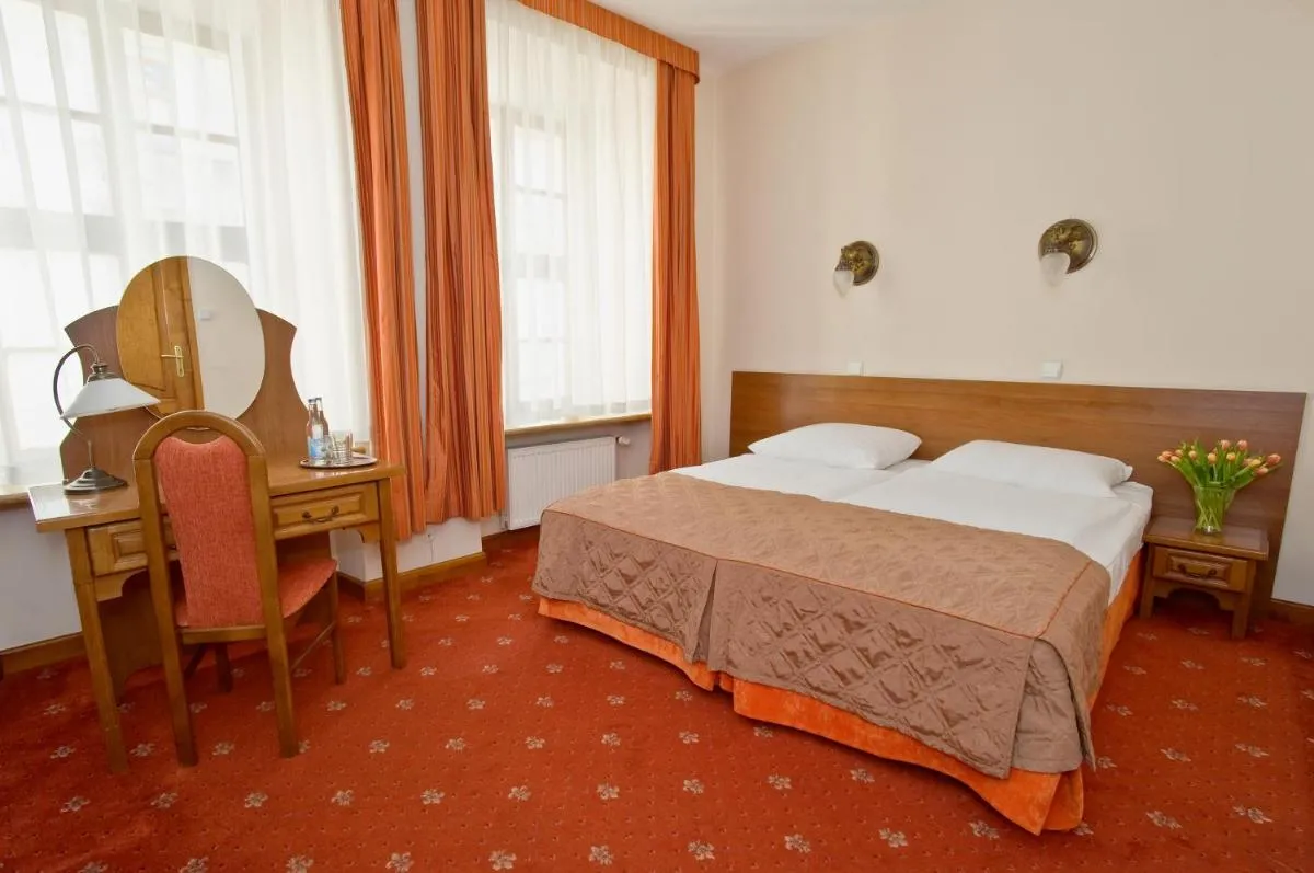 Image 2 of Hotel Regent