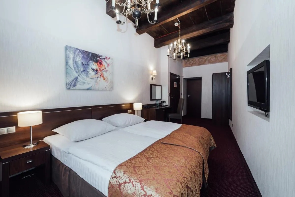 Image 1 of Hotel Rezydent