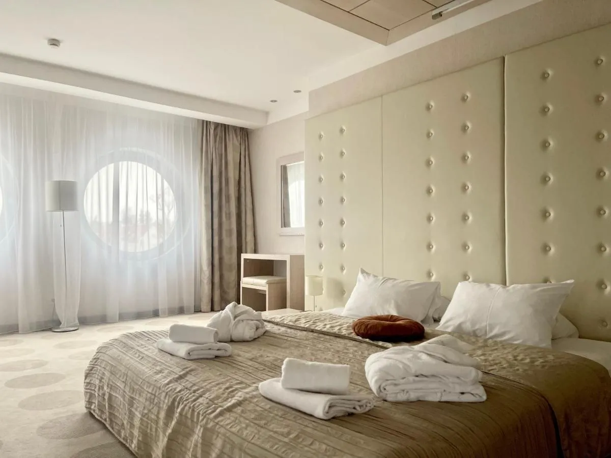 Image 5 of Hotel Swing
