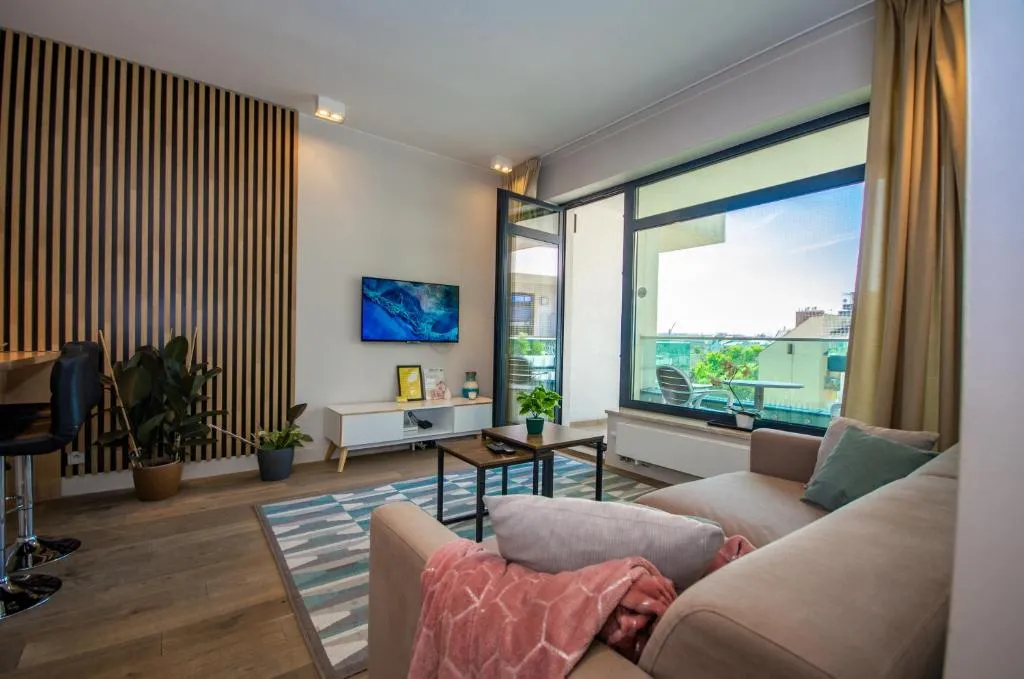 Image of InPoint Central Suites with Parking Available