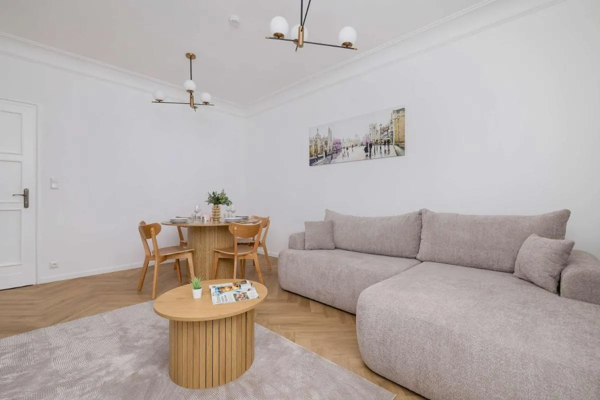 Image 5 of Klimatyzowany Apartament w Krakowie przy Parku z Dwiema Sypialniami i Biurkiem do Pracy Zdalnej by Noclegi Renters