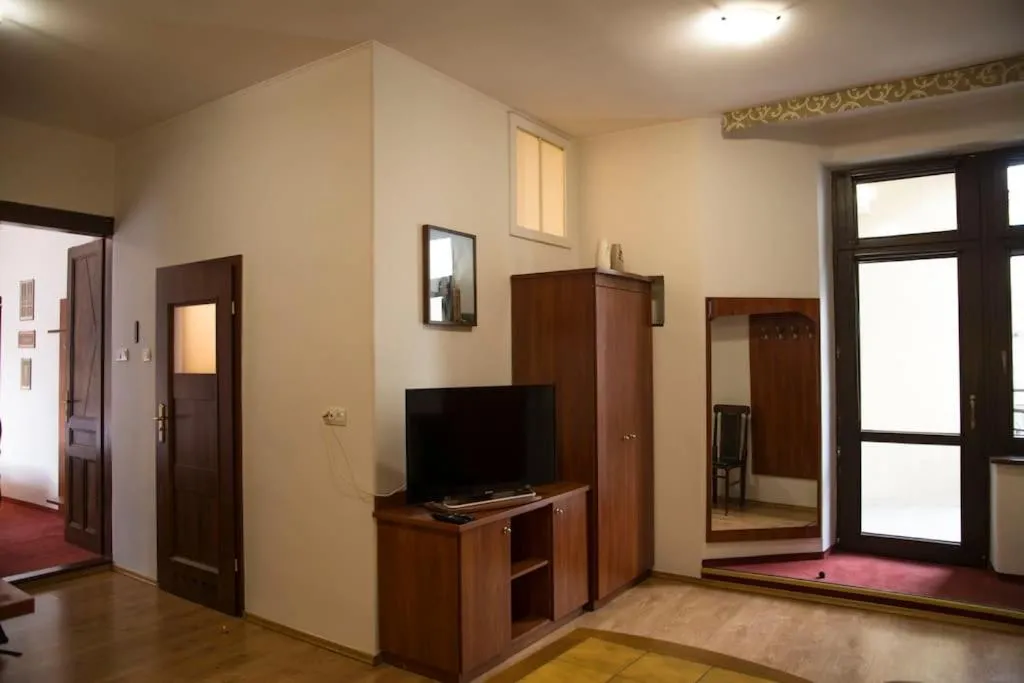 Image 4 of Kompleksowo wyposażony apartament w centrum