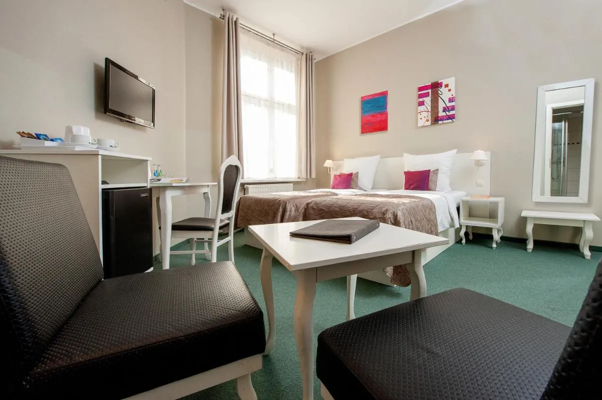 Image 6 of Leone Aparthotel