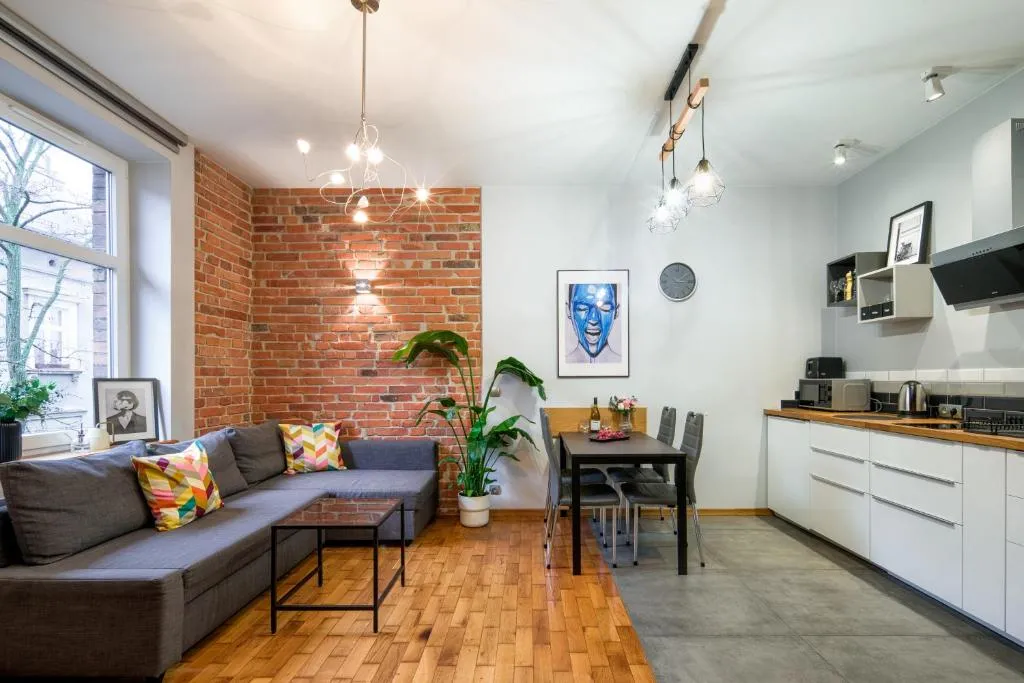 Image of Loft Apartments – next to the Main Station – Air Conditioning
