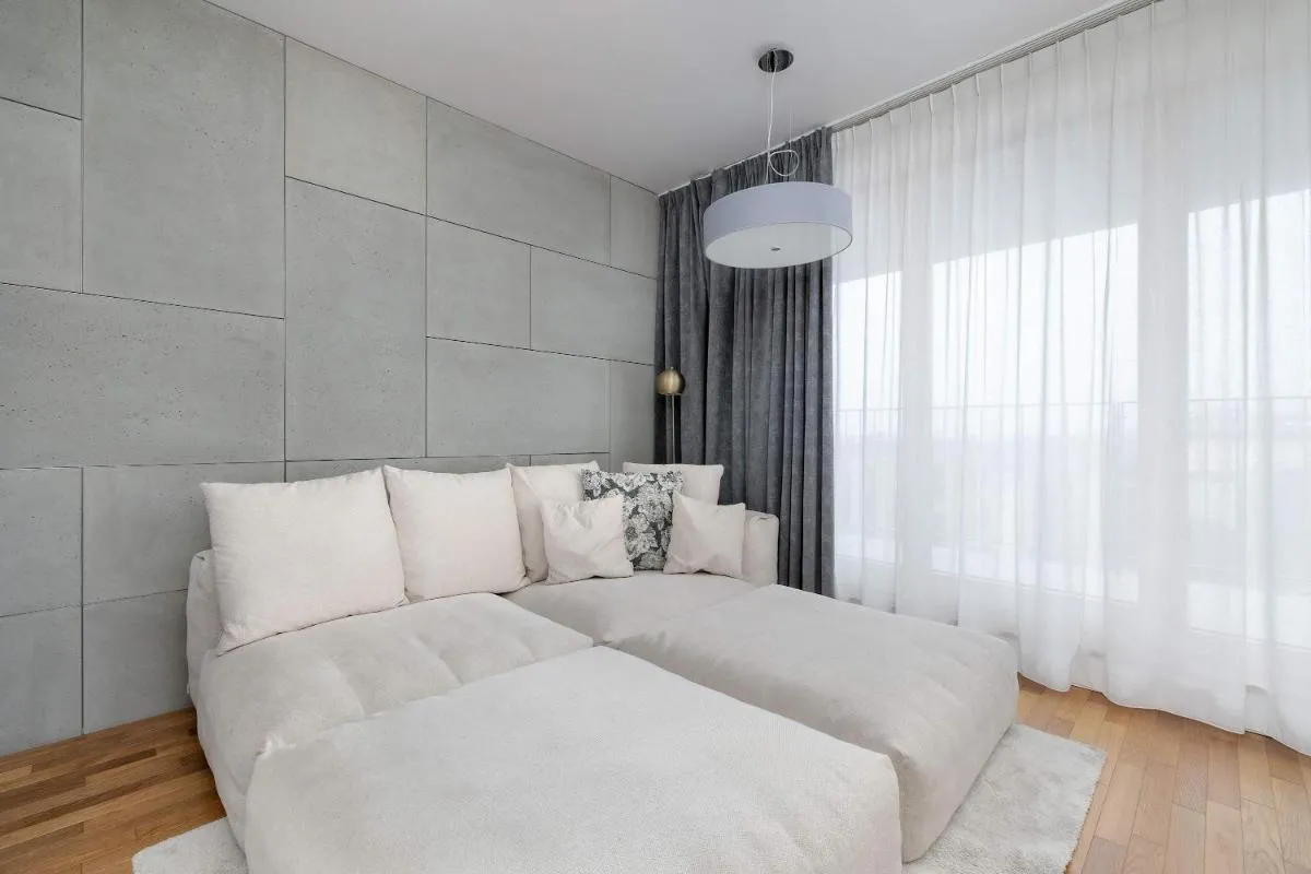 Image 1 of Lubicz Stylish Apartment with Parking and Air Conditioning in the City Center by Noclegi Renters