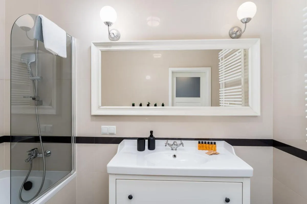 Image 2 of Lubicz Urban Haven Apartment