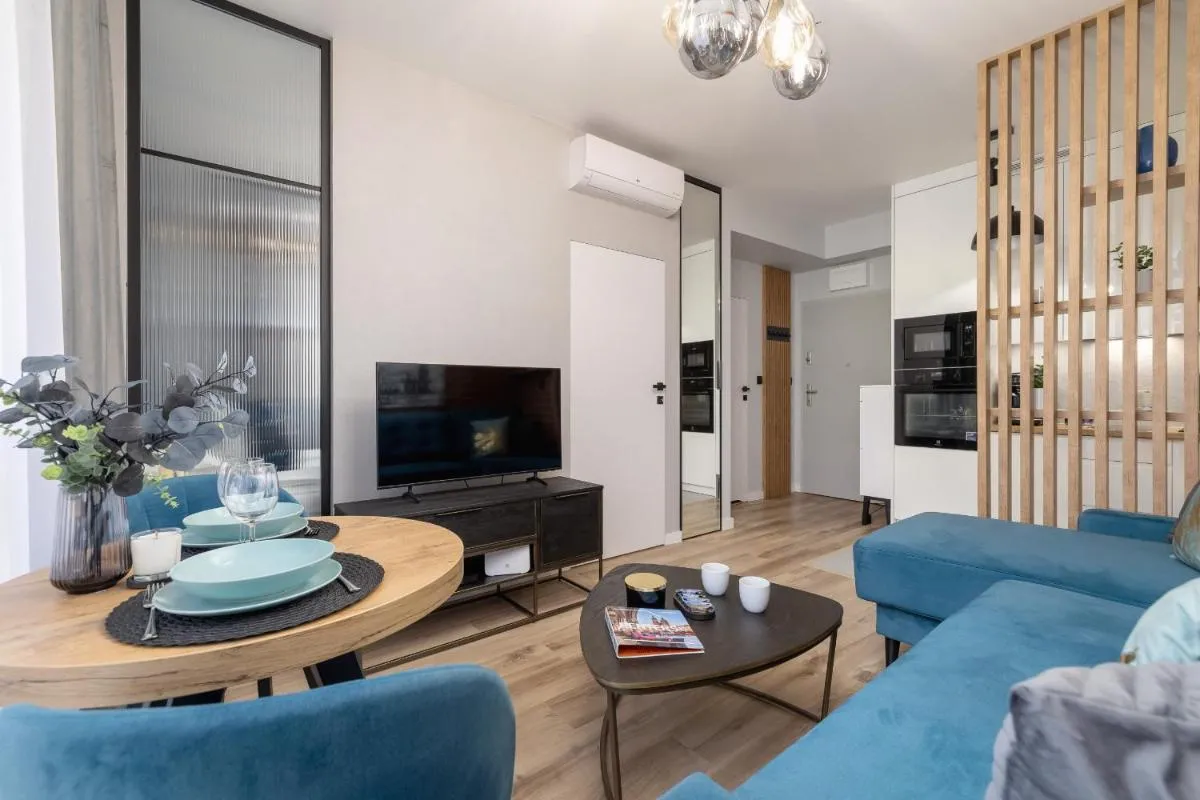 Image 6 of Lux Kraków Apartment with Parking & AC just 1,5 km from Main Square by Renters Prestige