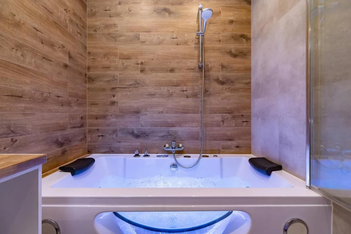 Image 2 of Luxurious Apartment Rakowicka Kraków by Renters Prestige