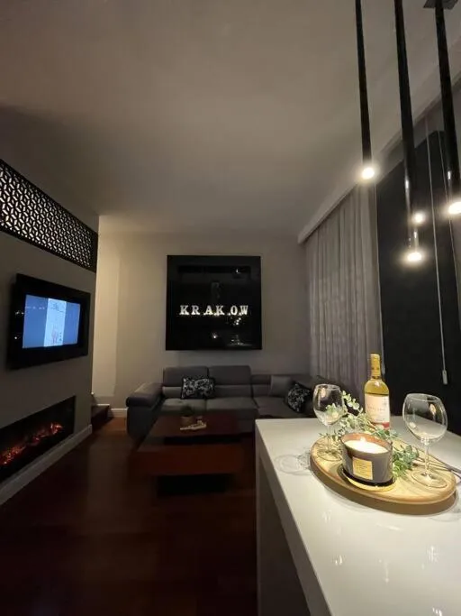 Image 2 of Luxury Apartment downtown Kraków