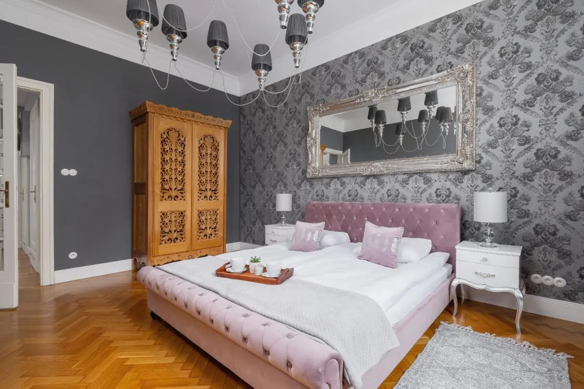 Image 1 of Luxury Apartment with Two Bedrooms and Balcony by Renters Prestige
