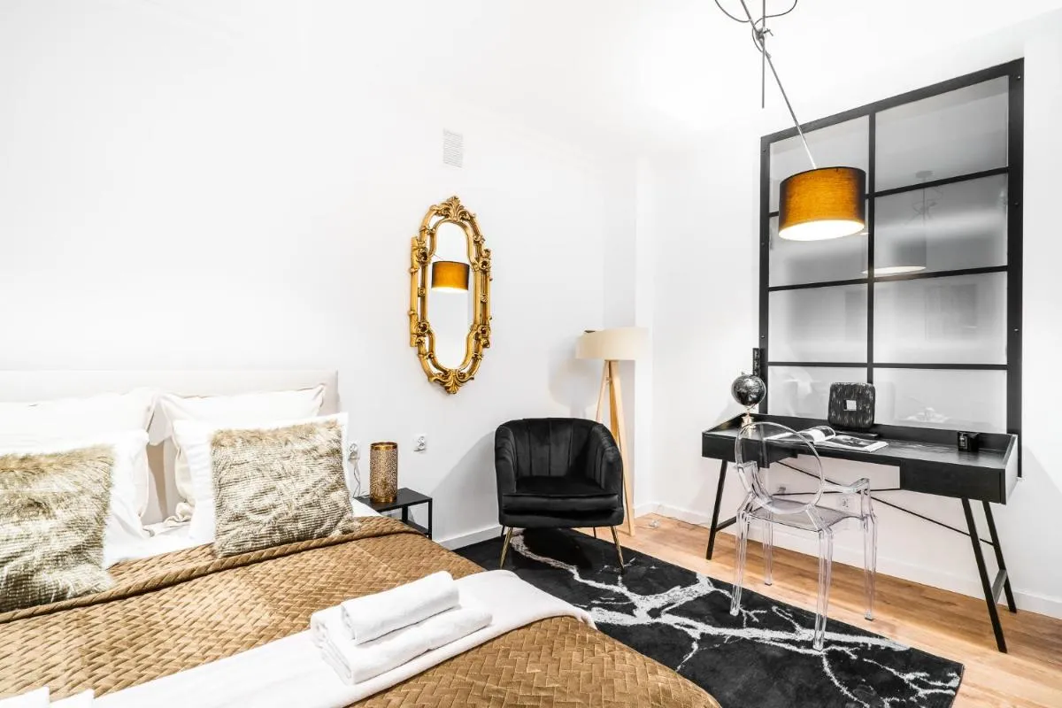 Image 1 of Main Square Apartments – LoftAffair