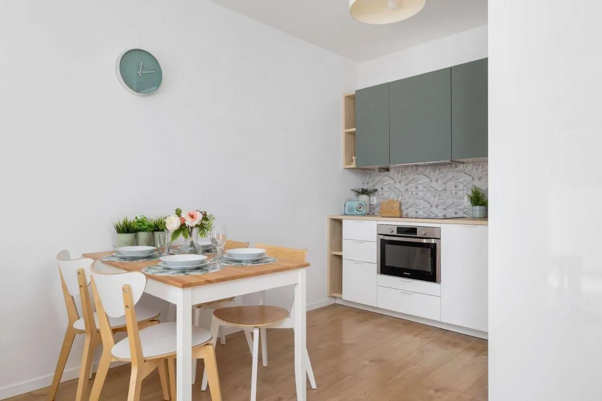 Image 2 of Modern Apartment with Parking near Tauron Arena Kraków by Noclegi Renters