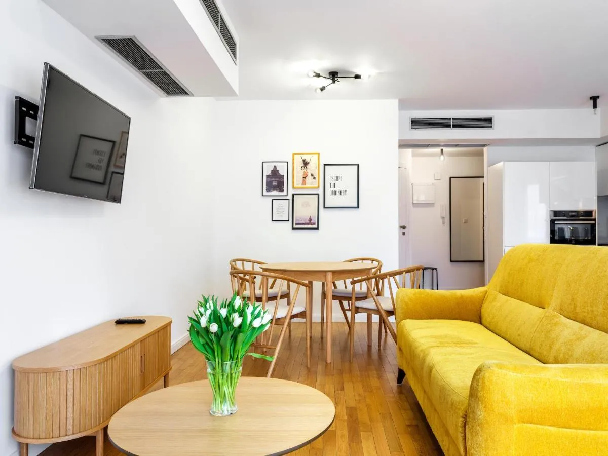 Image 3 of Modern Central Apartment w. parking by Tyzenhauz