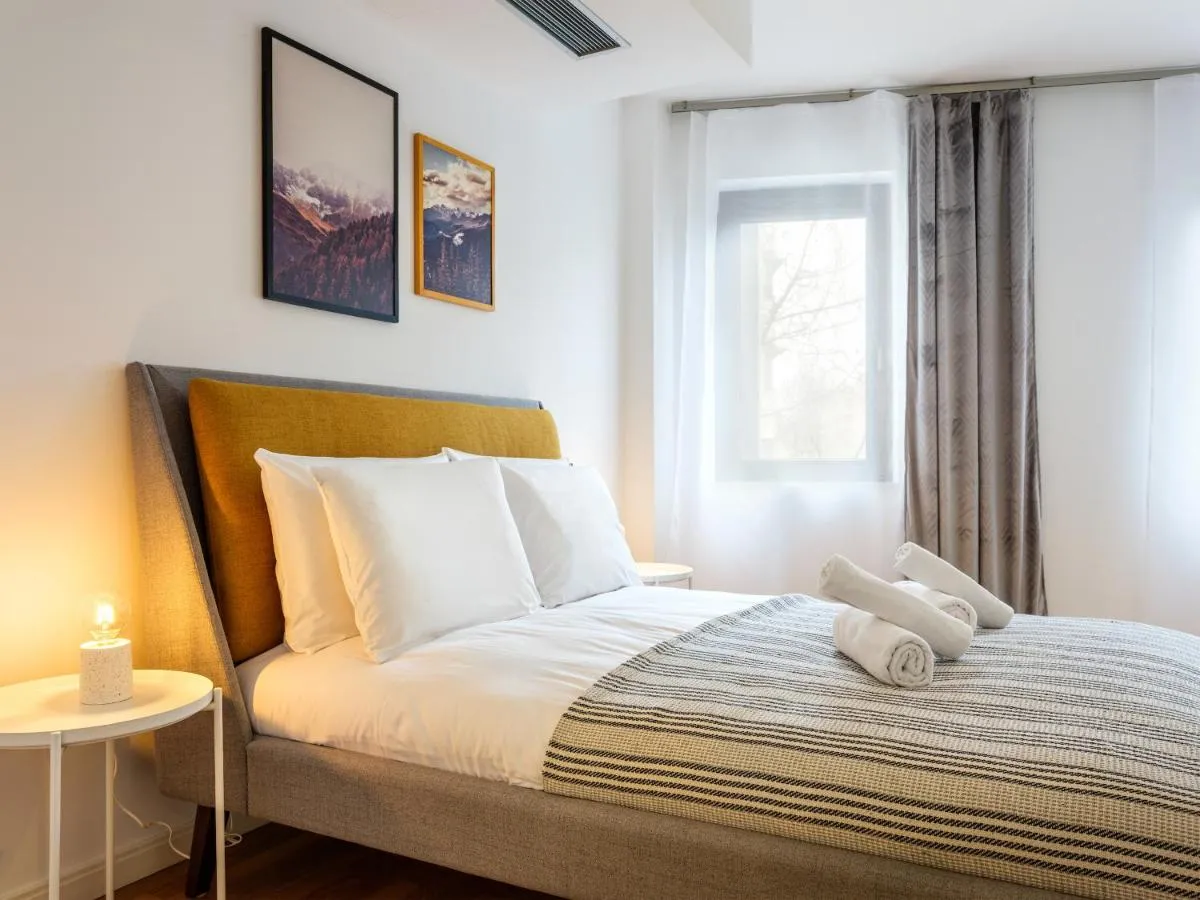 Image 1 of Modern Central Apartment w. parking by Tyzenhauz