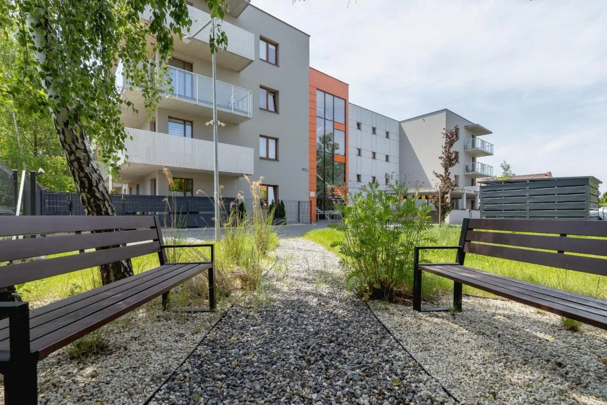 Image 5 of Modern & Spacious Apartment with Air Conditioning & Parking by Renters Prestige