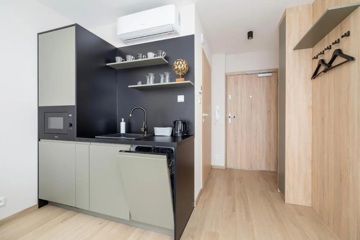 Image 2 of Modern Studios with Air Conditioning in Downtown Kraków by Noclegi Renters