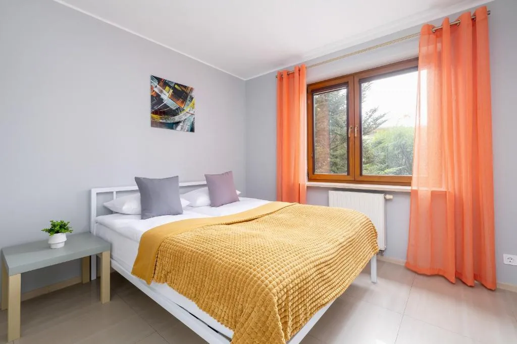 Image of Mondrian Cracow – 2 Bedroom Apartment for Home Office by Noclegi Renters