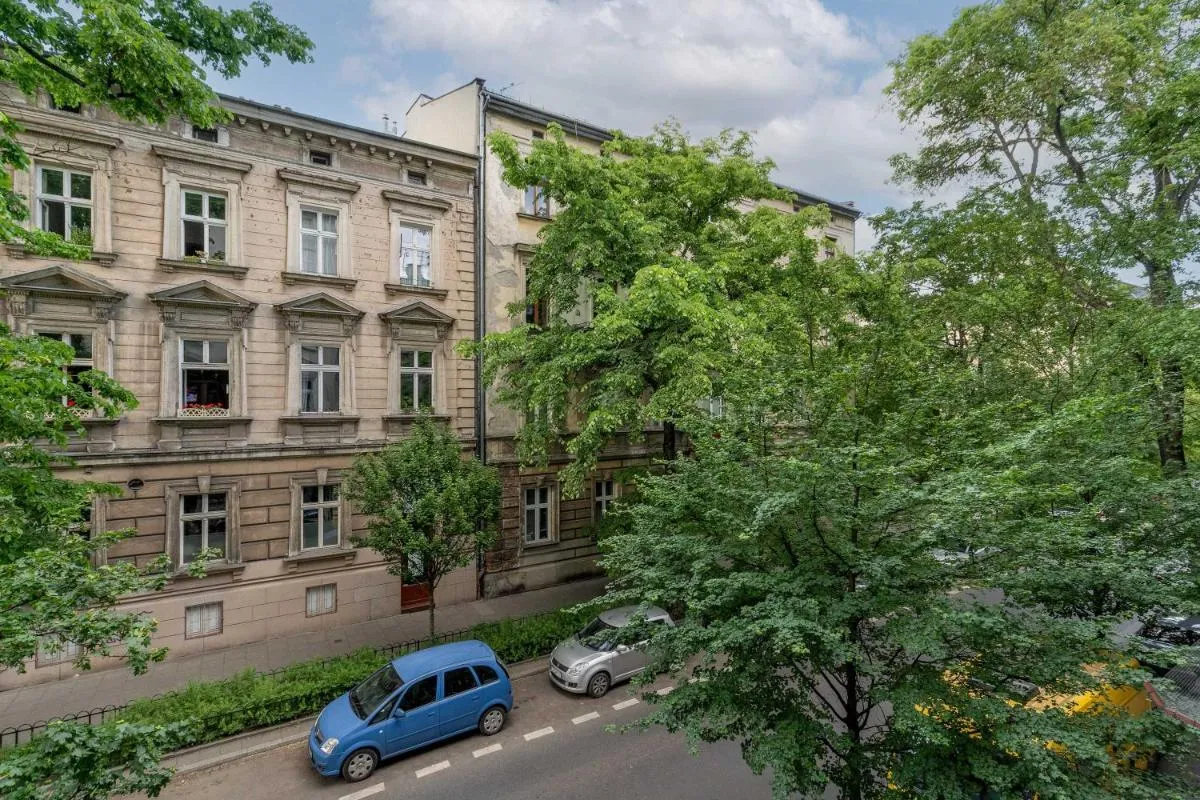 Image 5 of Old Town Apartment with Mezzanine