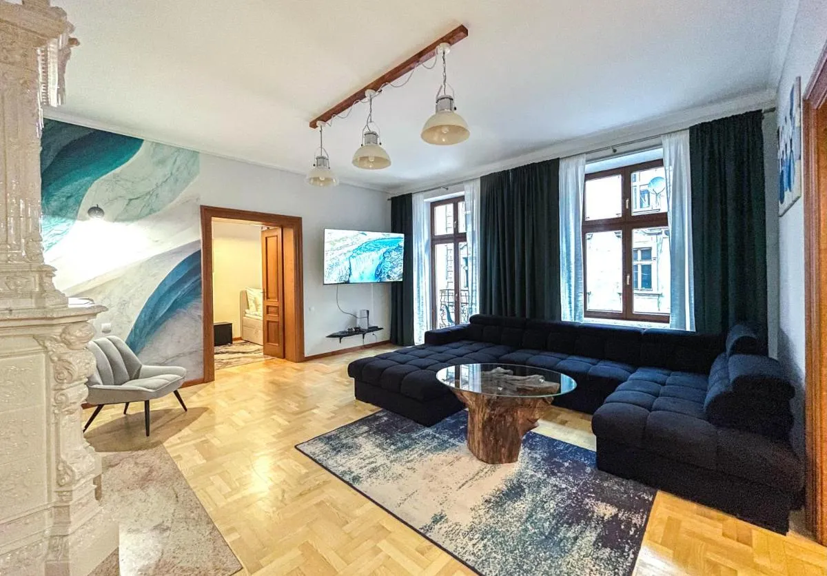 Image 4 of Old Town Cracow – Unique Apartment Euphorie