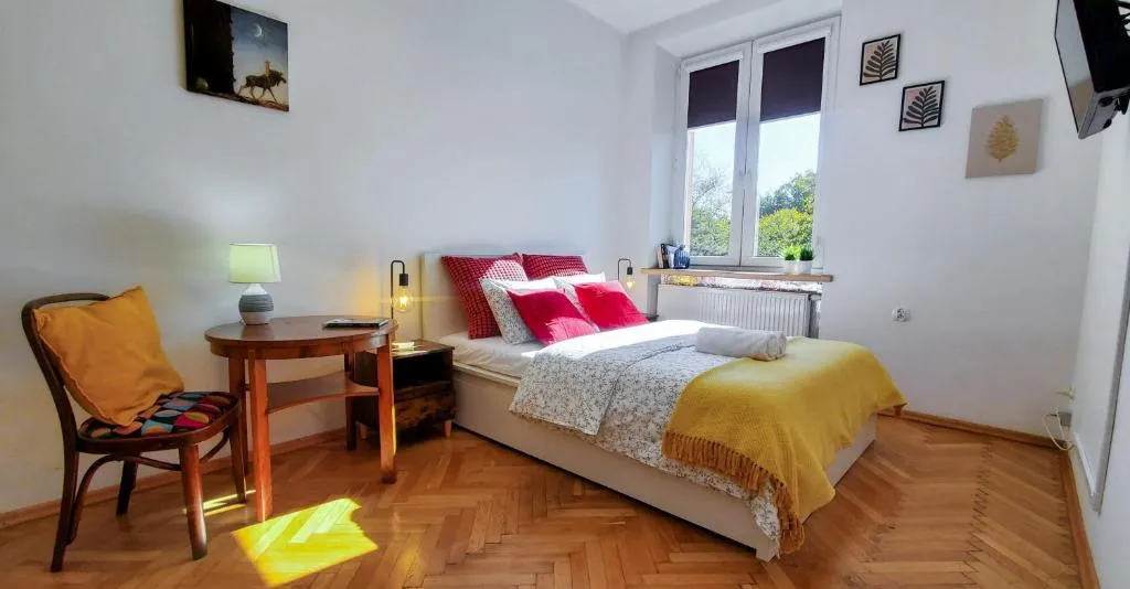 Image of Old Town Parkview Apartment