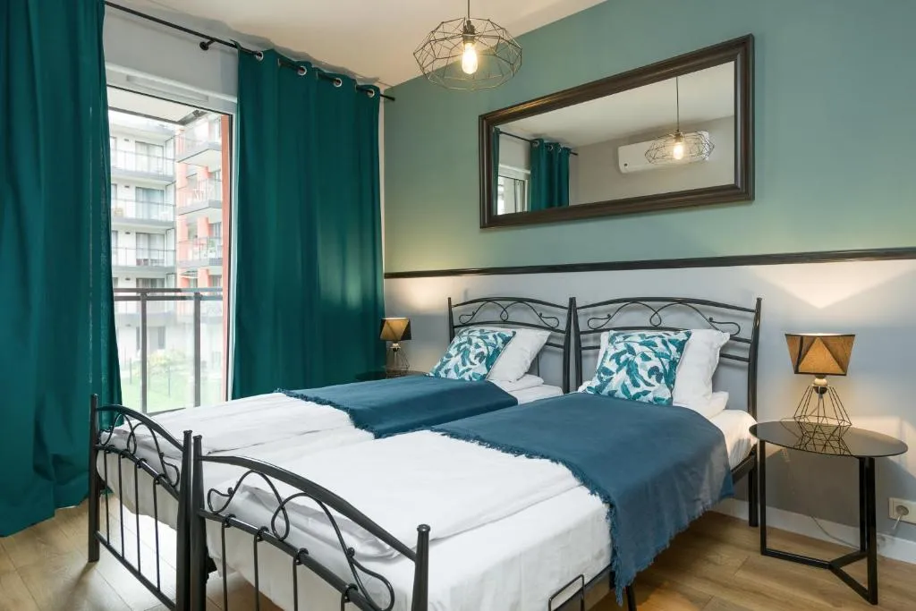 Image of Orange, modern apartment in the city centre