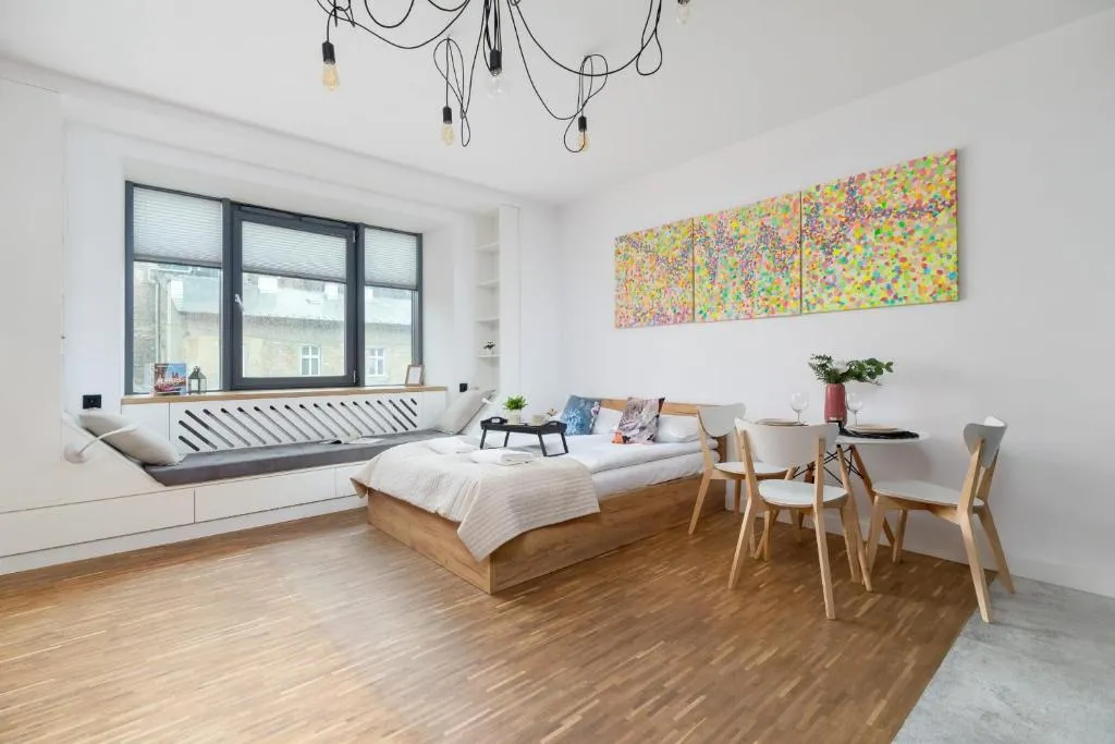 Image of Original Studio Wawrzyńca Cracow’s Kazimierz by Noclegi Renters