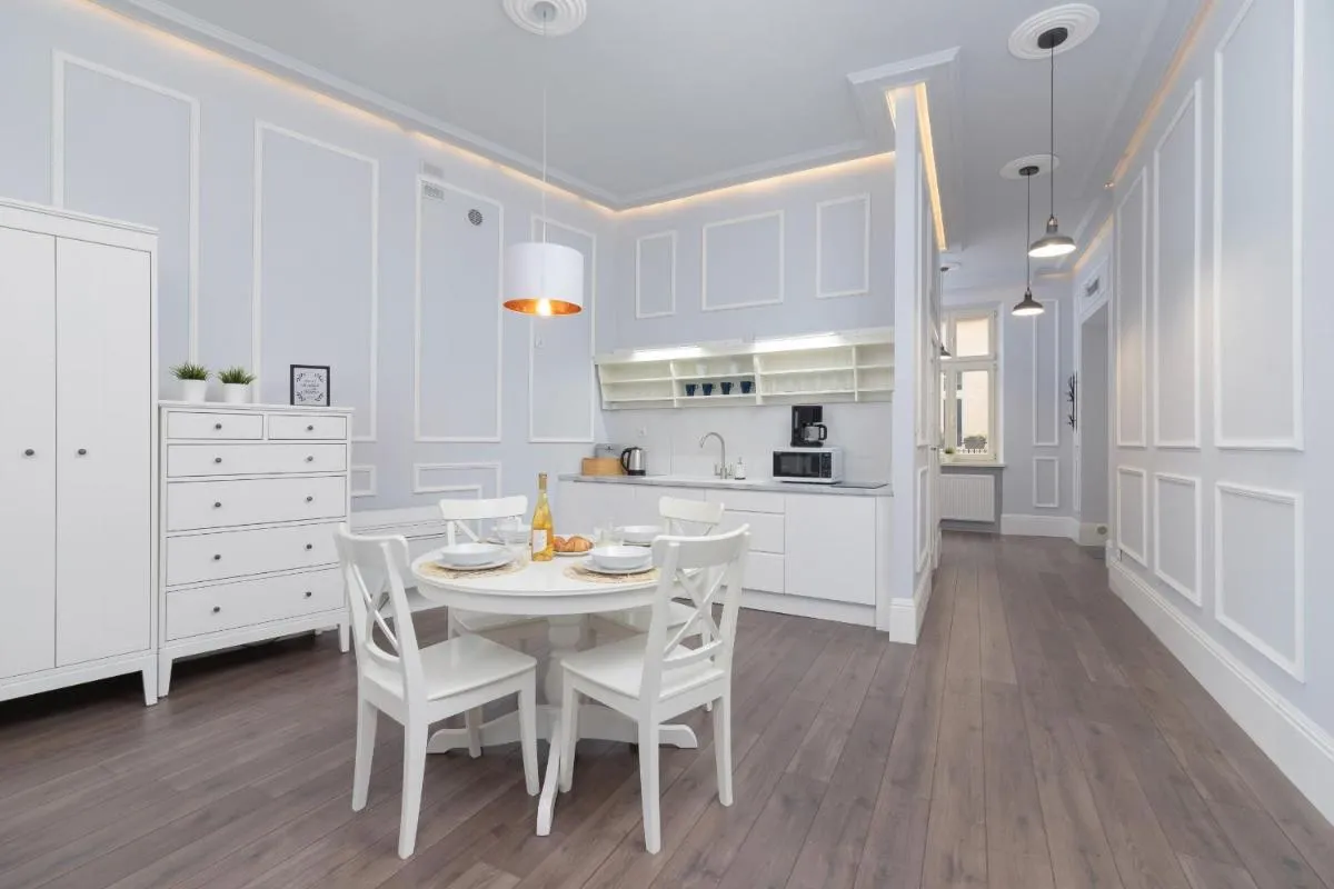 Image 3 of Perła Starego Miasta Kamienica Czapskich by Noclegi Renters