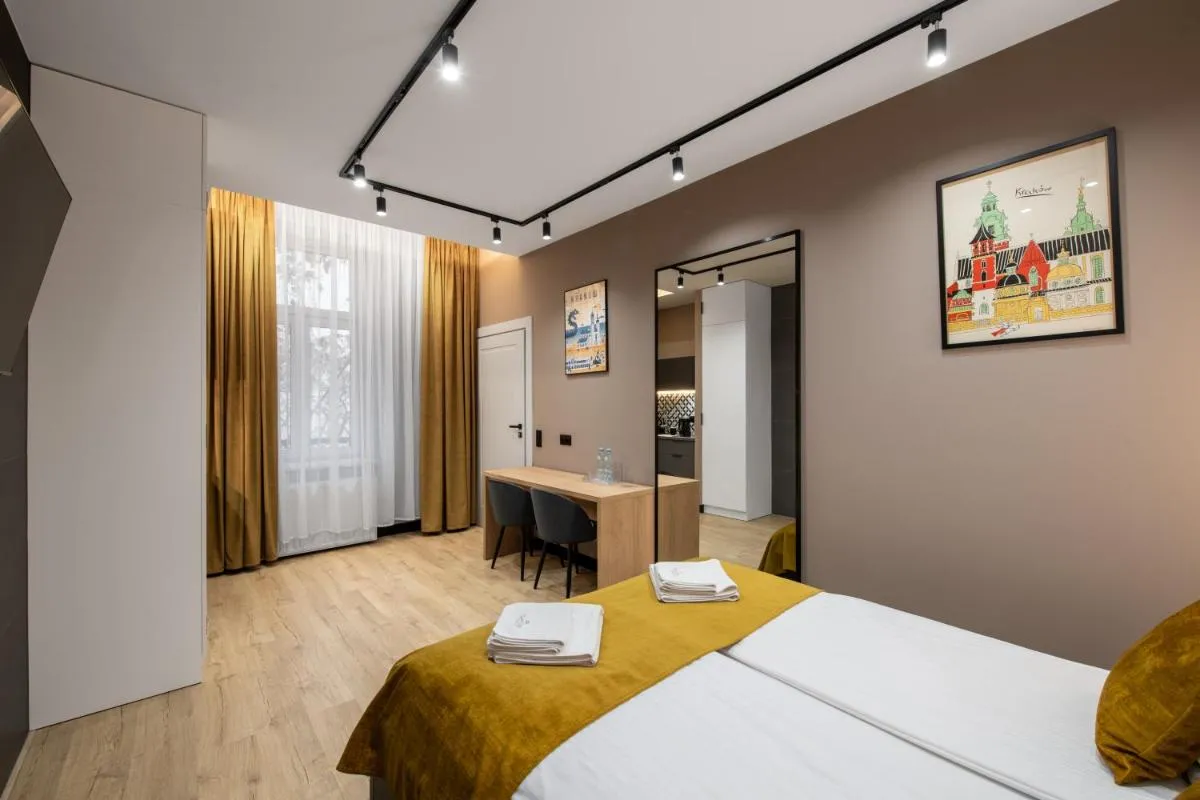Image 1 of Platinia Premium Apartments