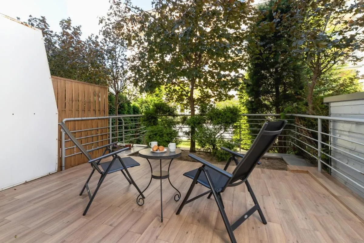 Image 2 of Pleasant Apartment with Terrace Cracow by Noclegi Renters