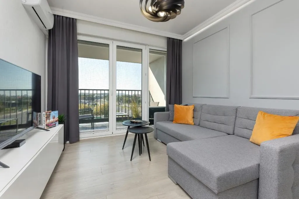Image of Podgórze Lipska Pet-friendly Apartment with Balcony and Parking by Renters Prestige