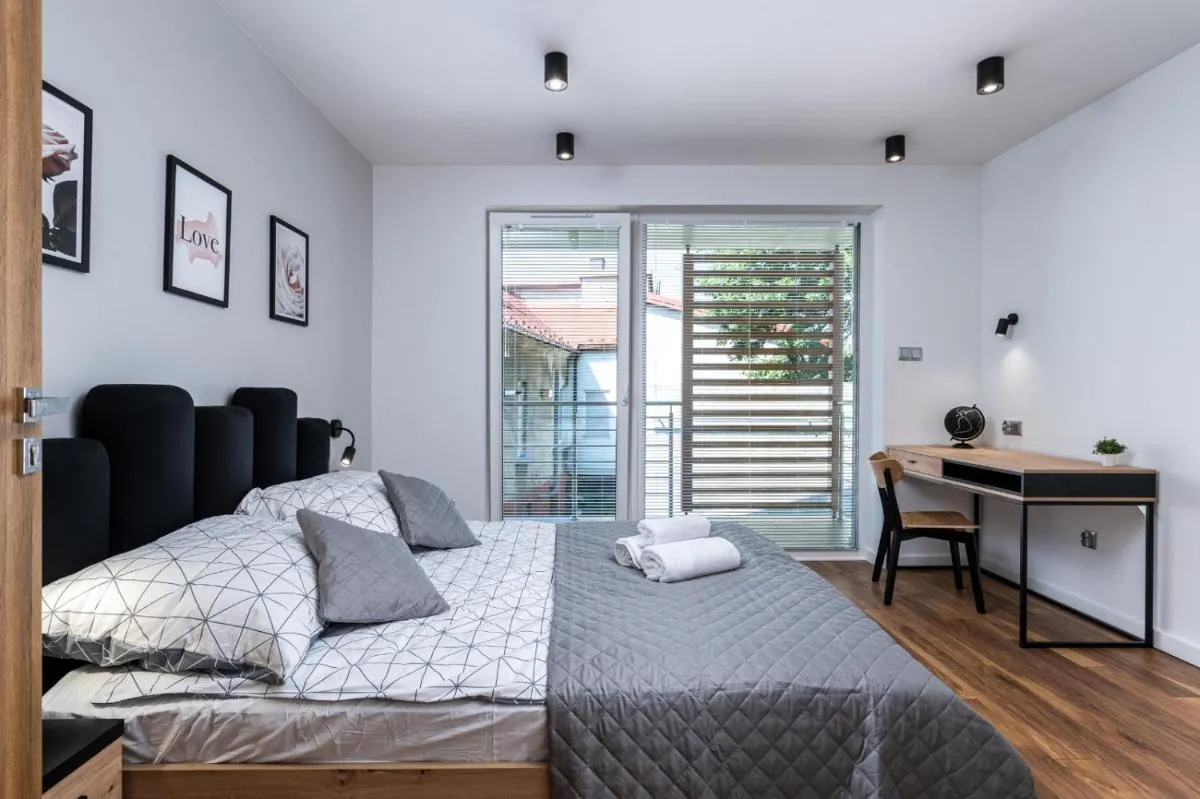 Image 1 of Prestigious Residence with Garden, Garage, and Elegant Rooms