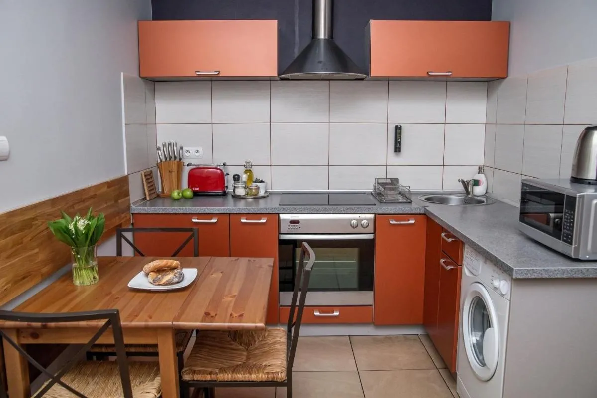 Image 3 of Red Kurka Apartments