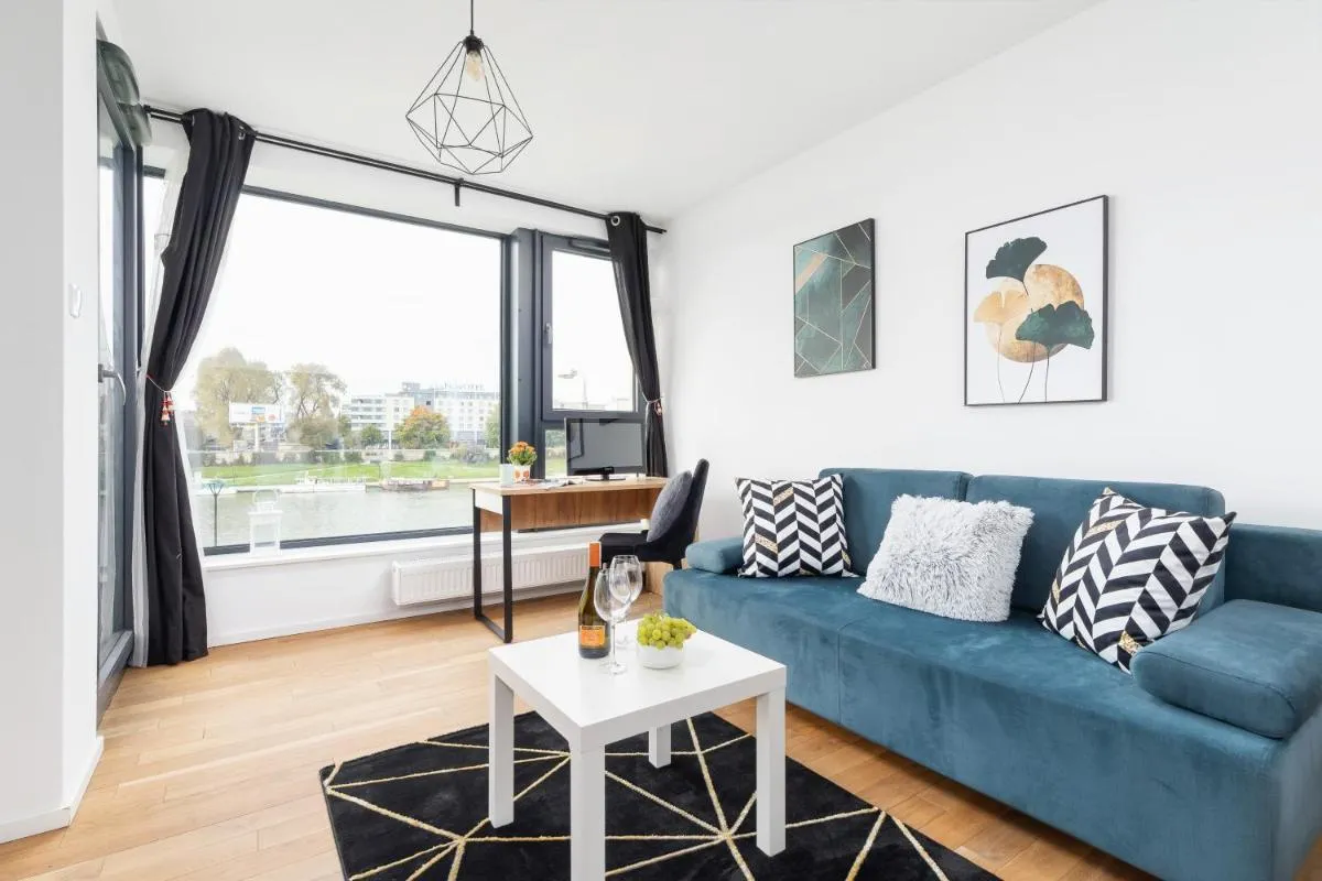 Image 2 of Riva Verona Apartments by Renters Prestige