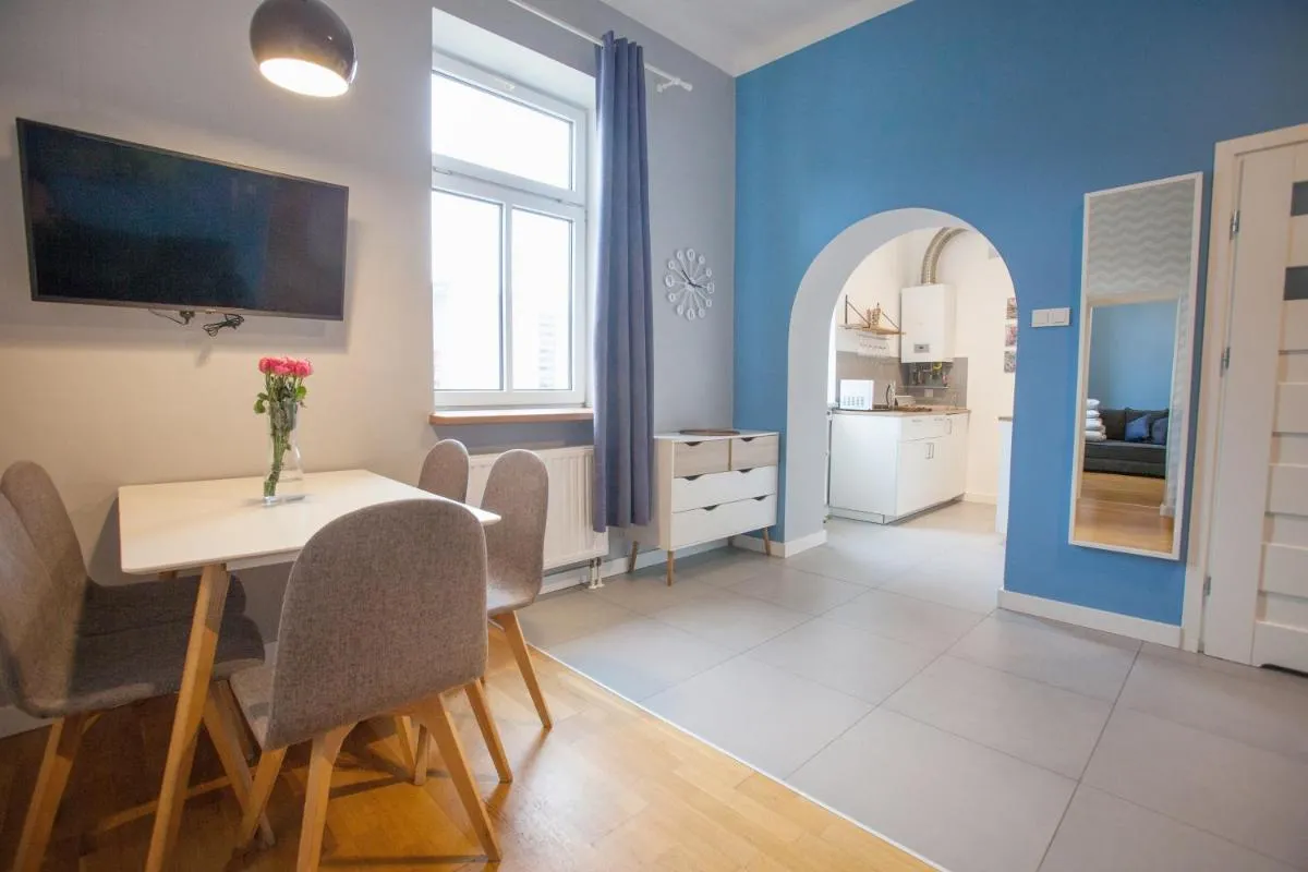 Image 2 of Smart Old Town Apartment