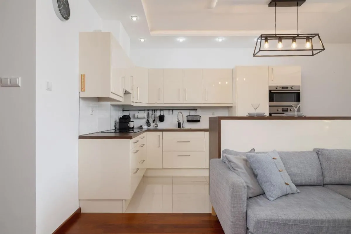 Image 3 of Spacious & Cozy Apartment Grzegórzecka by Noclegi Renters