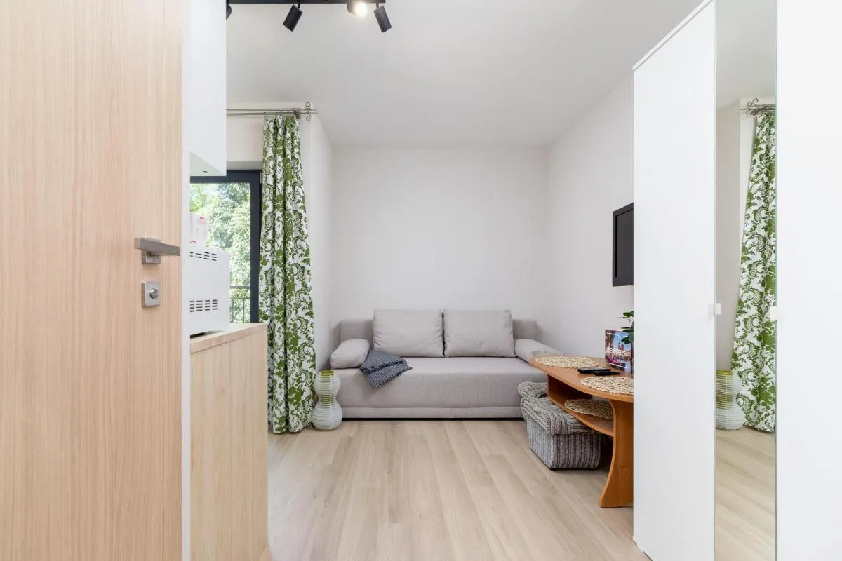 Image 3 of Śródmieście Kątowa Air-conditioned Studio Kraków by Noclegi Renters