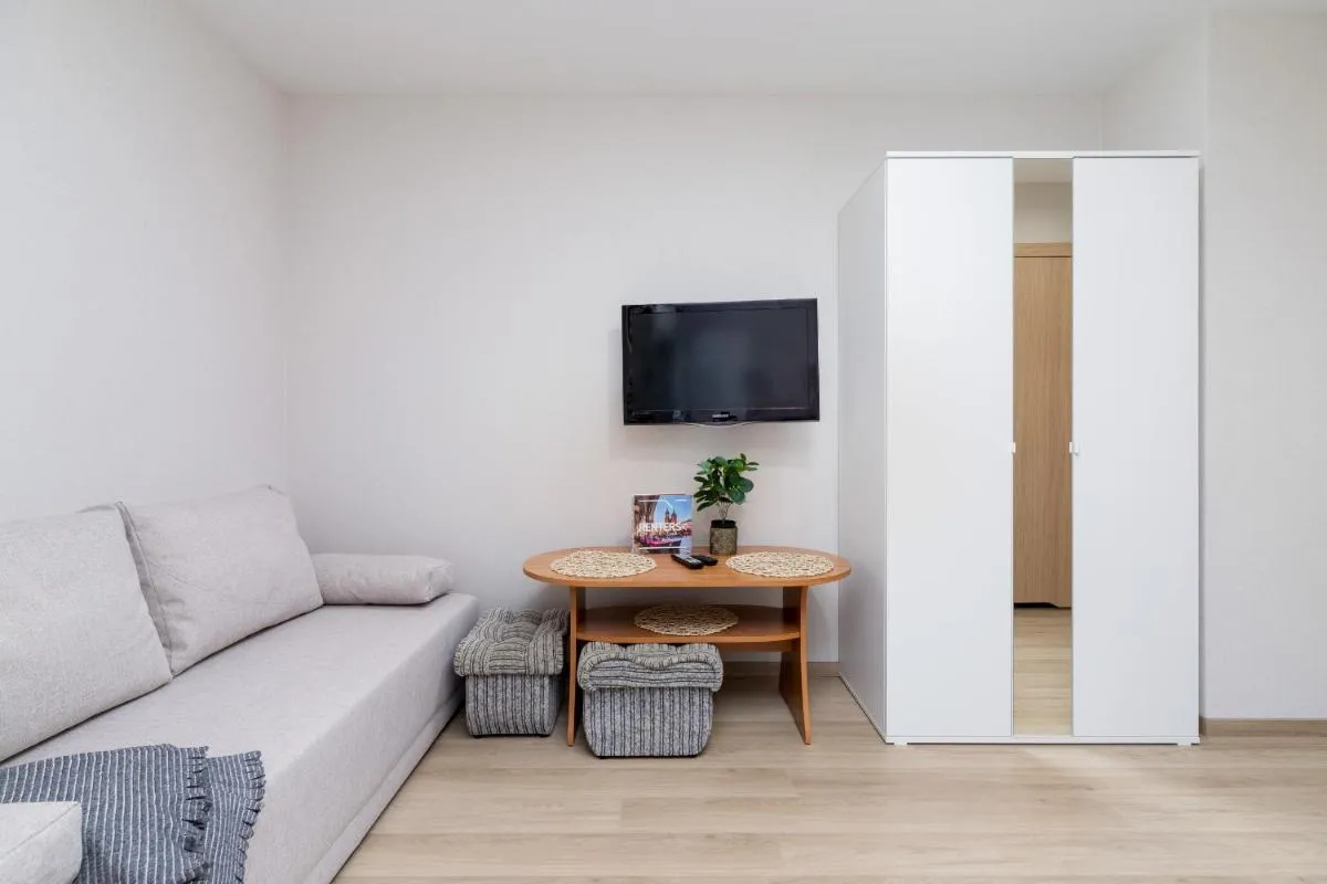Image 5 of Śródmieście Kątowa Air-conditioned Studio Kraków by Noclegi Renters
