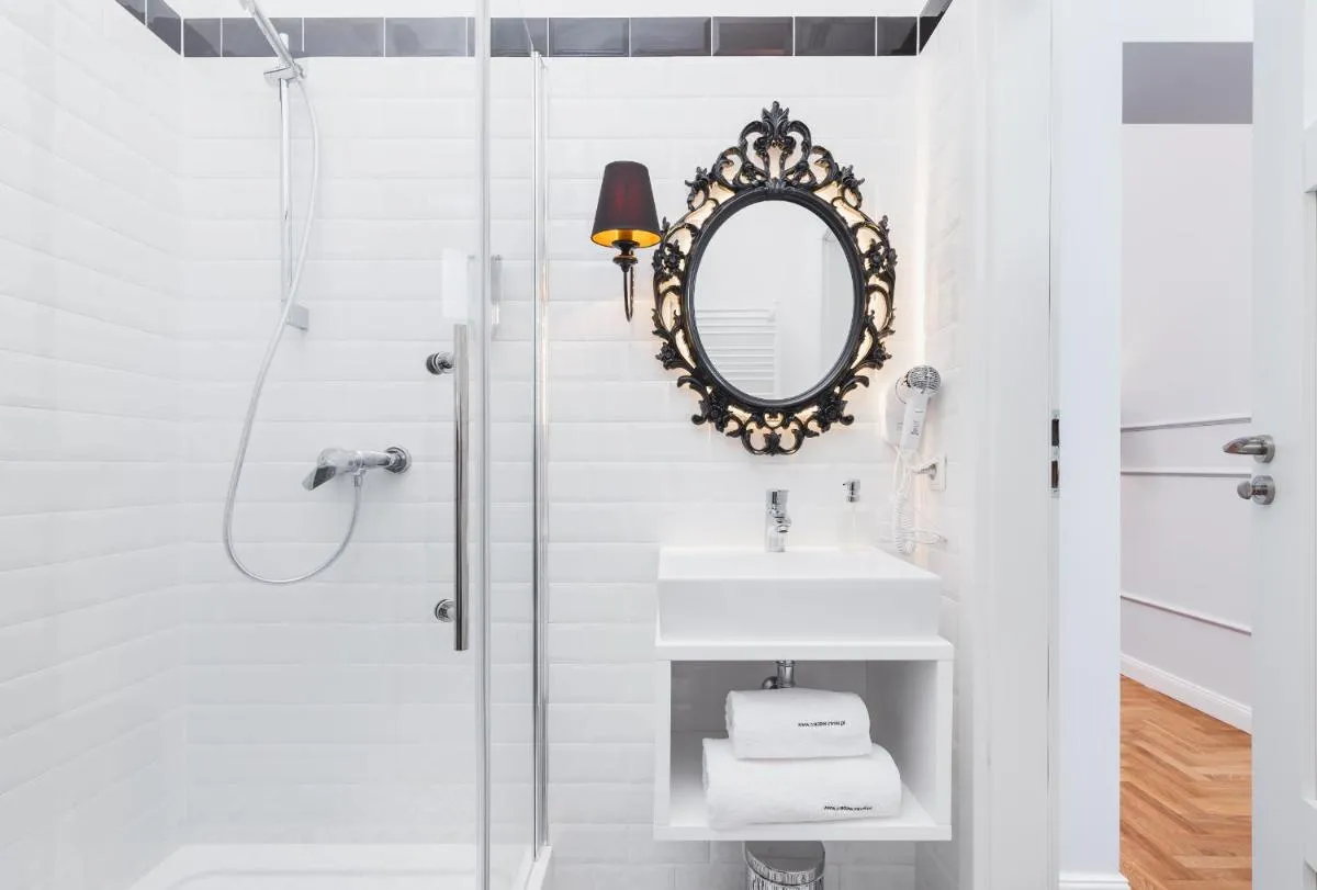 Image 2 of Traveler’s Best Choice – Old Town Guesthouse – by Upstairs