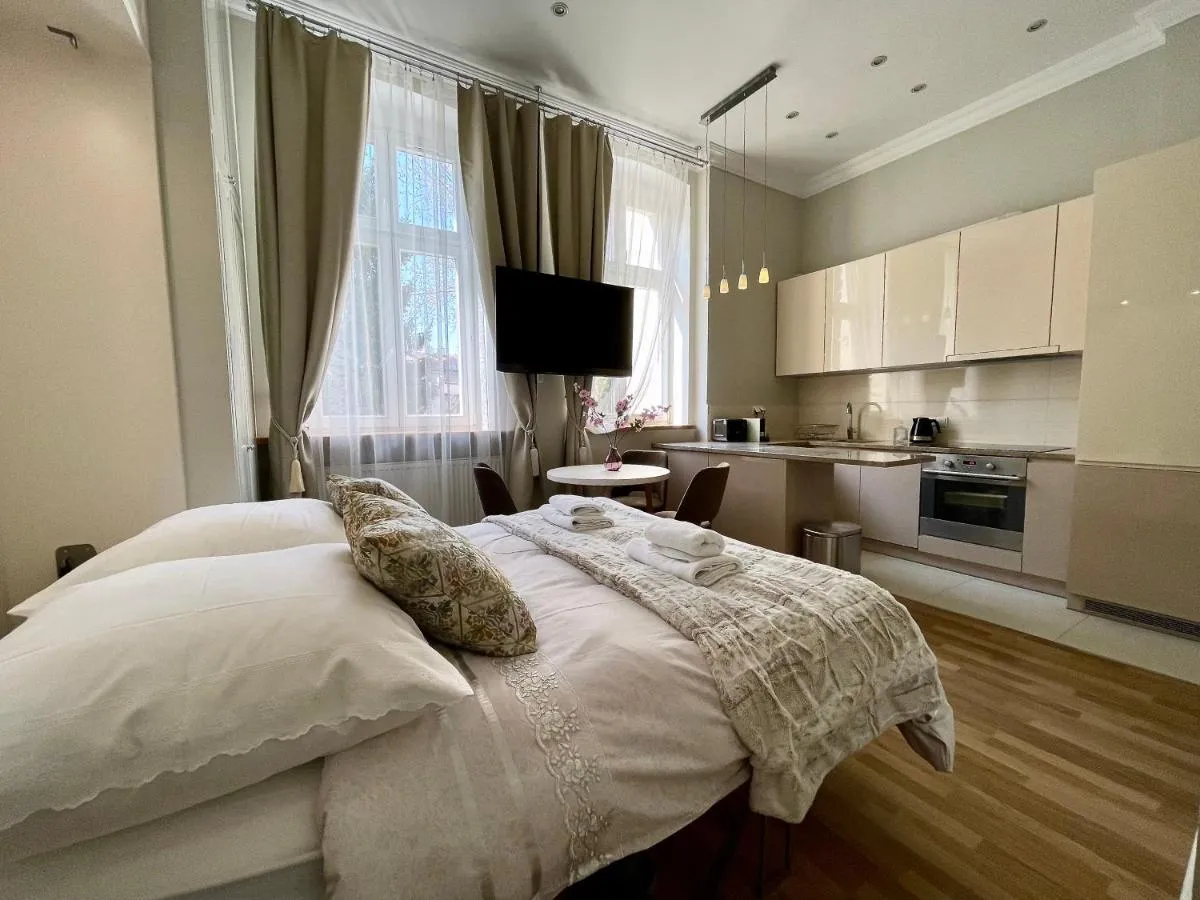Image 1 of Tresor Barska Apartments