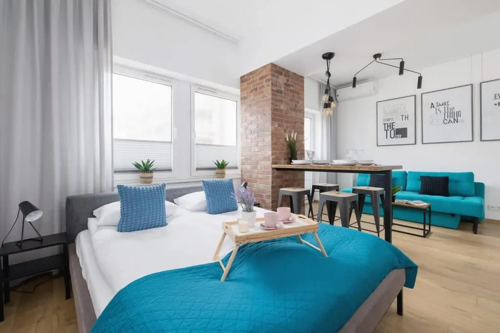 Image of Turquoise Studio with Balcony & Air Conditioning Kraków by Noclegi Renters