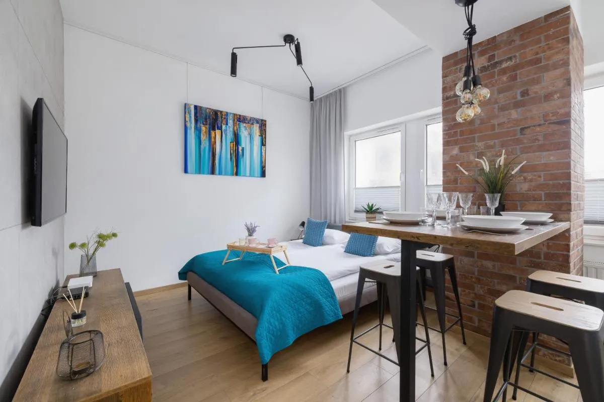 Image 6 of Turquoise Studio with Balcony & Air Conditioning Kraków by Noclegi Renters