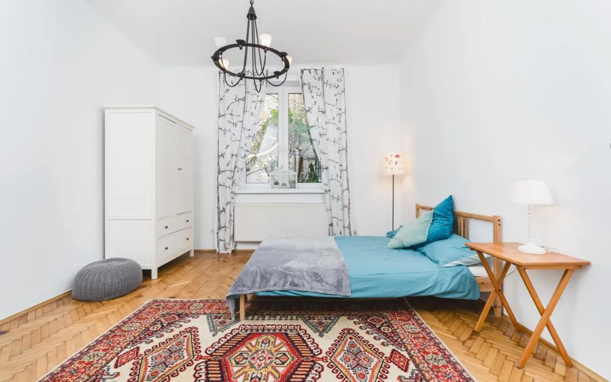 Image 1 of Two separate bedrooms,10 min walk to the city center by Homeclick