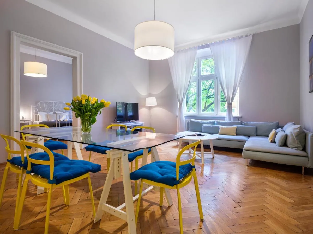 Image 3 of Tyzenhauz Grand Apartaments