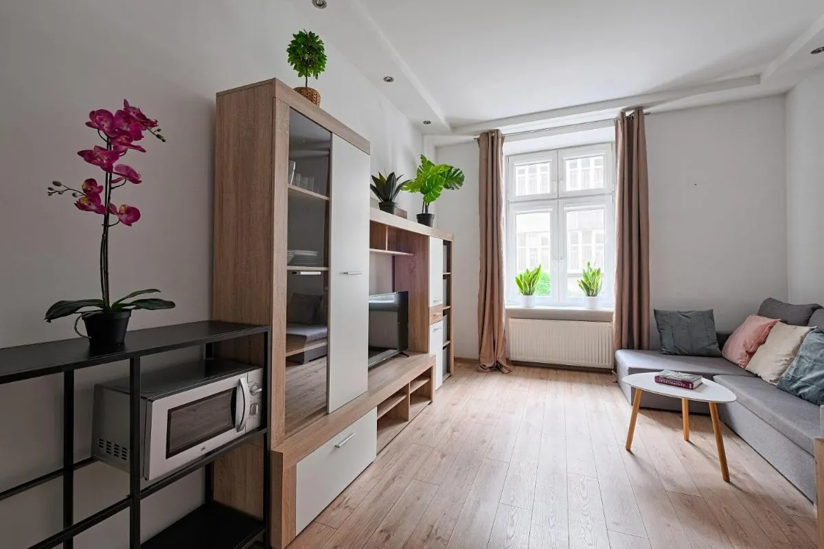 Image 2 of Urban Nest Apartments Wietora 8