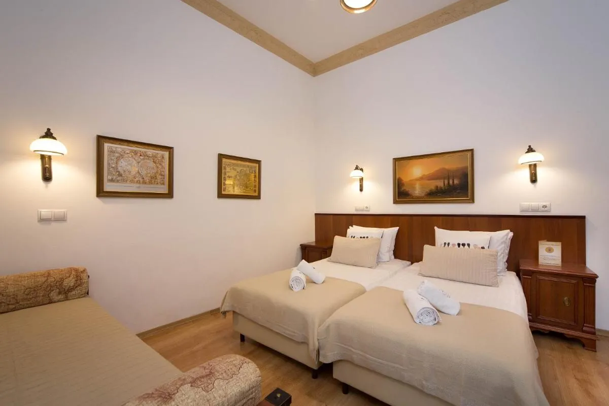 Image 5 of Ventus Rosa Apartments