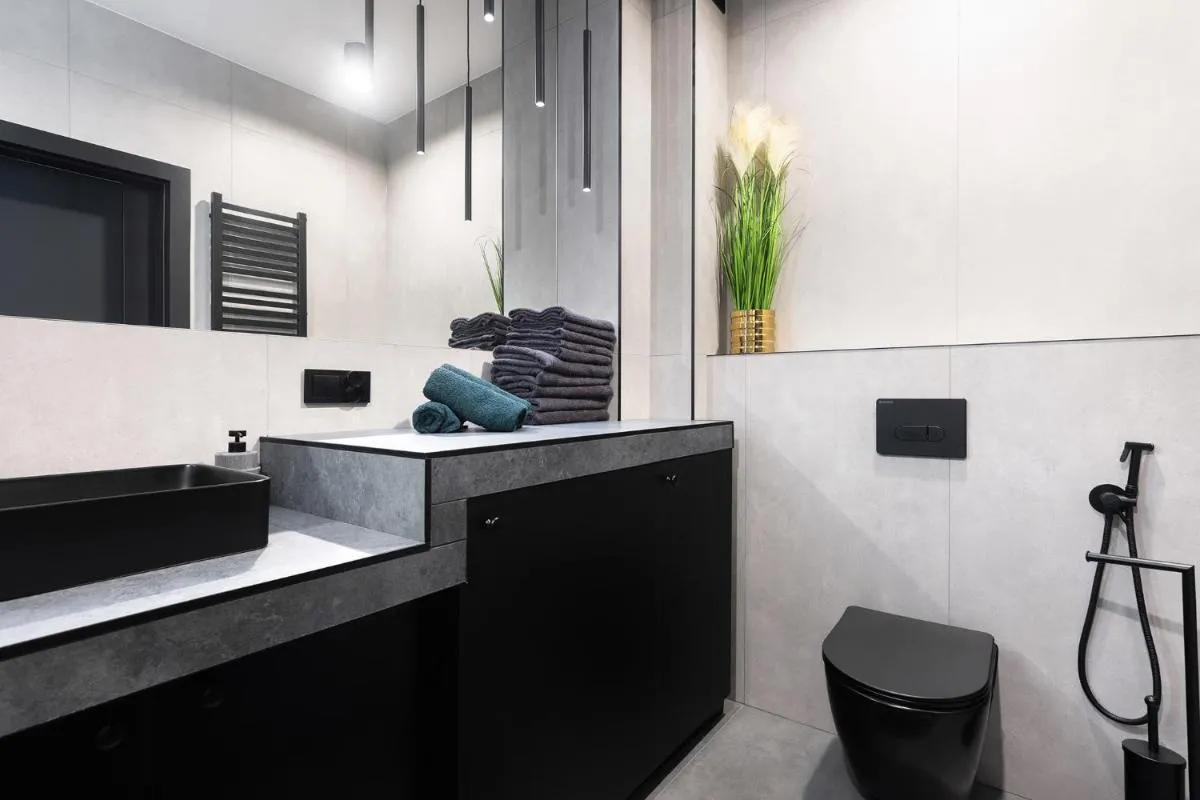 Image 2 of Victoria Apartment