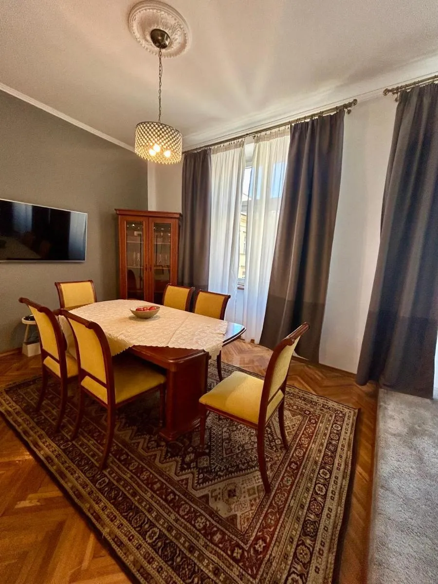 Image 3 of Vintage Senacka 3 Apartment