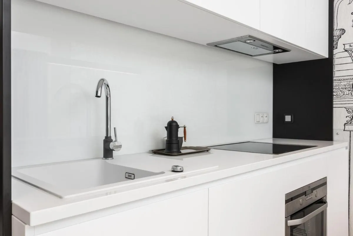 Image 1 of White Room Piłsudskiego 1