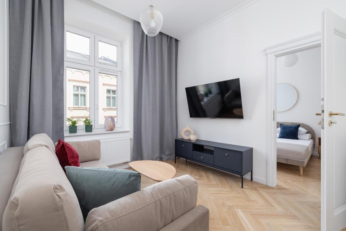 Image 4 of 4-Bedroom Apartment – Private Sauna – Wielopole 7