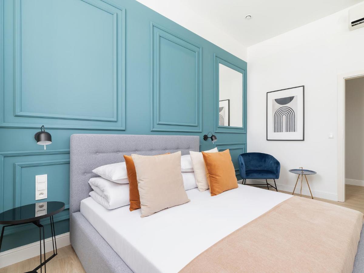 Image 5 of 4 Bedroom Apartment – Main Square